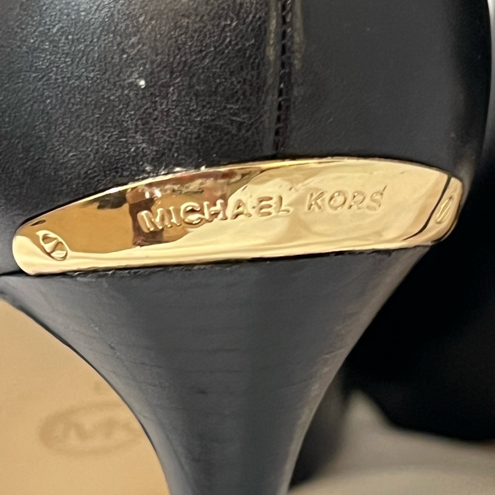Michael Kors Clara Boots - Picture 11 of 12